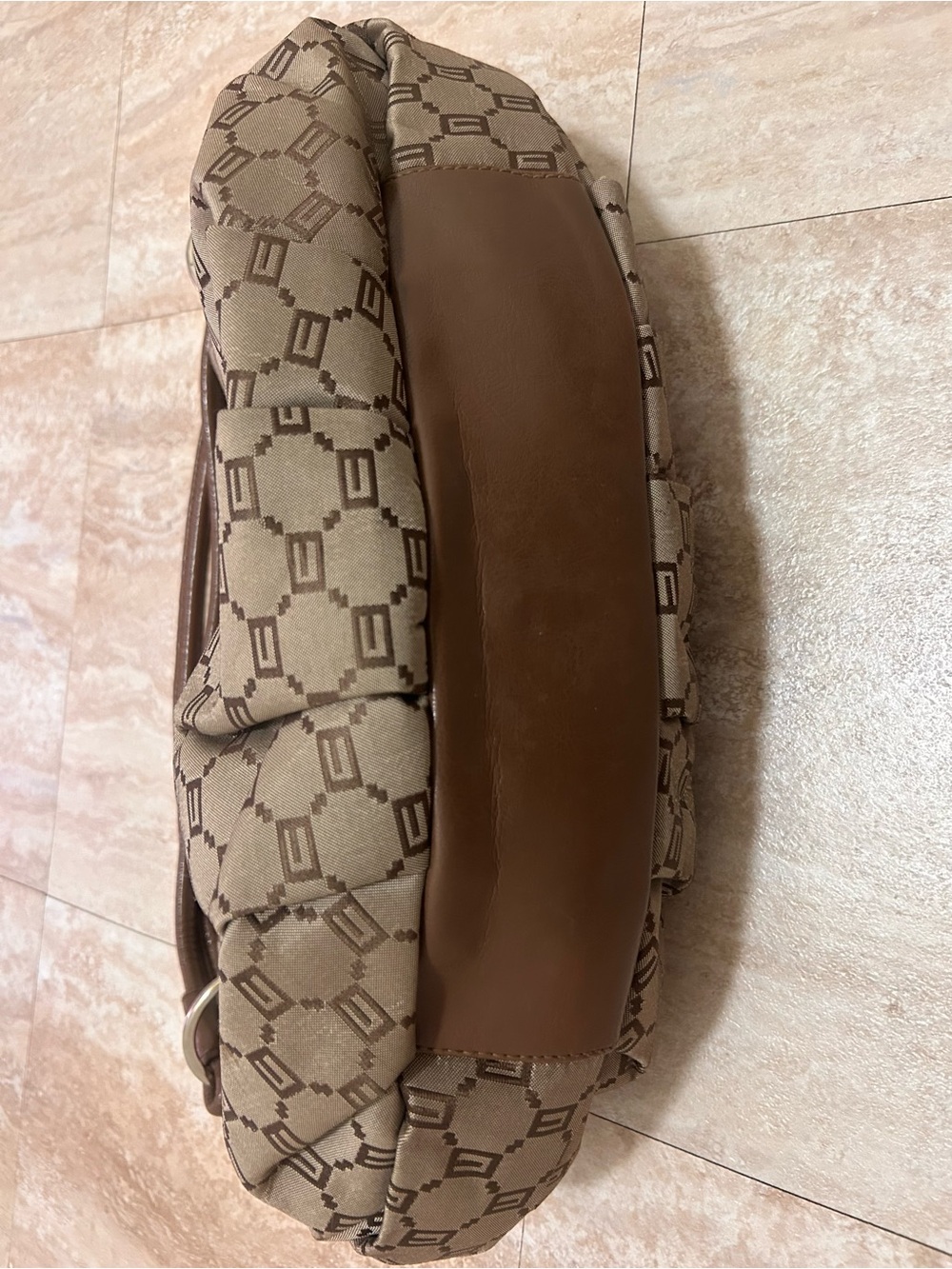 Shoulder Bag - Picture 4 of 11